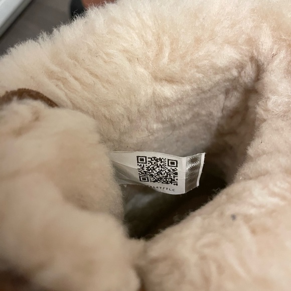 UGG Butte - Picture 4 of 5